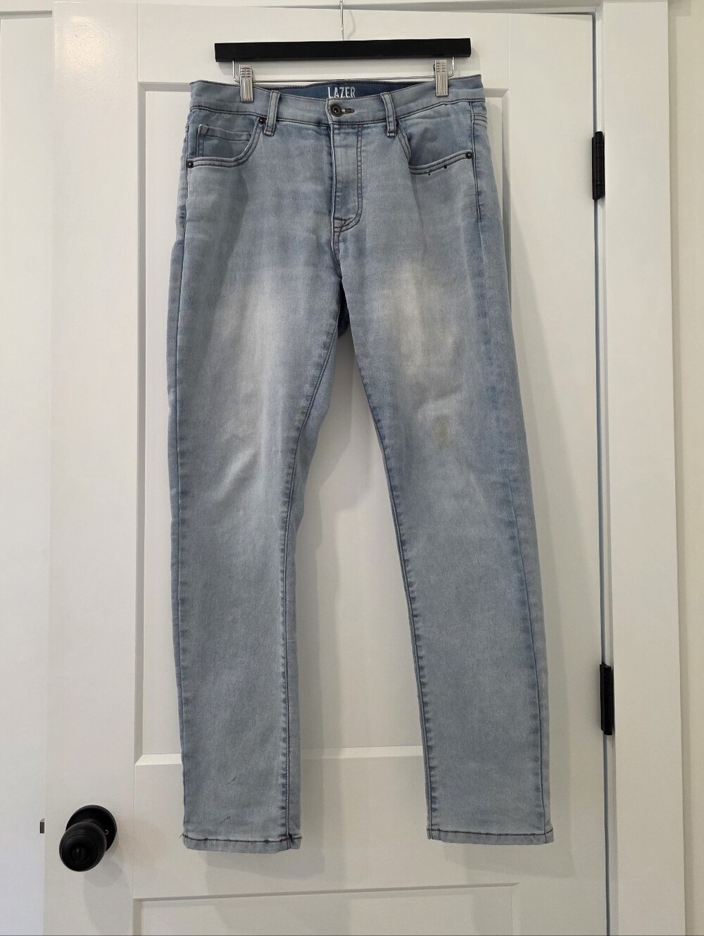 Lazer Men's Light Wash Blue Jeans